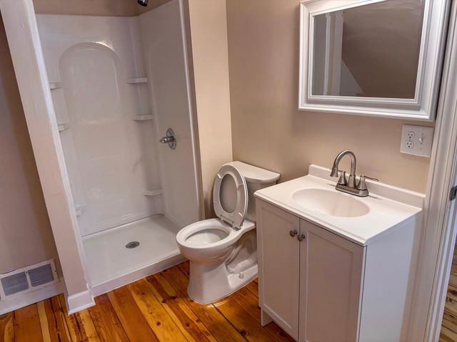 1021 Minnehaha Avenue E, Saint Paul, MN 55106