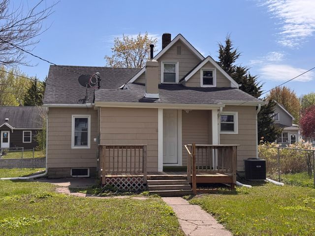 1021 Minnehaha Avenue E, Saint Paul, MN 55106