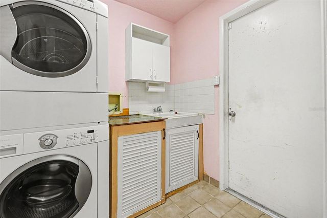 23174 HEMENWAY AVENUE, Port Charlotte, FL 33980