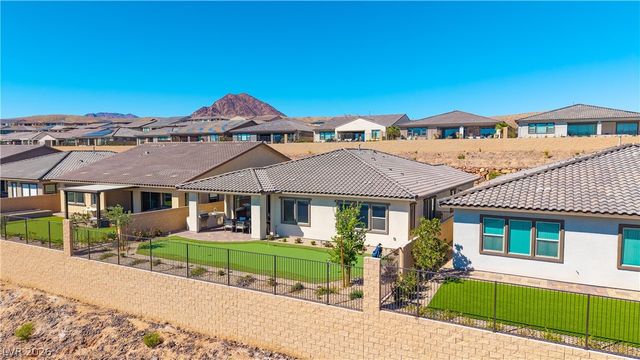 393 Faro Di Portofino Court, Henderson, NV 89011