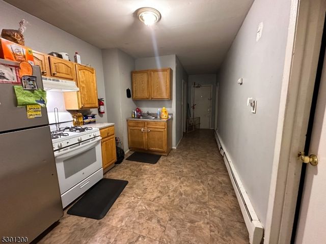 113 Lawrence St, Paterson City, NJ 07501