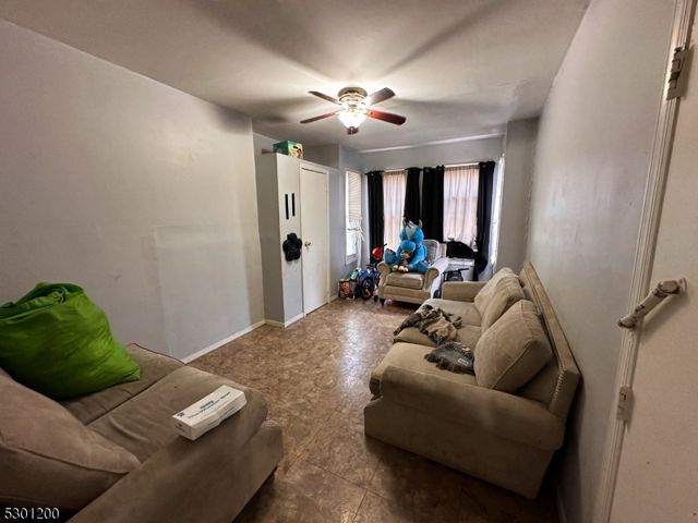 113 Lawrence St, Paterson City, NJ 07501