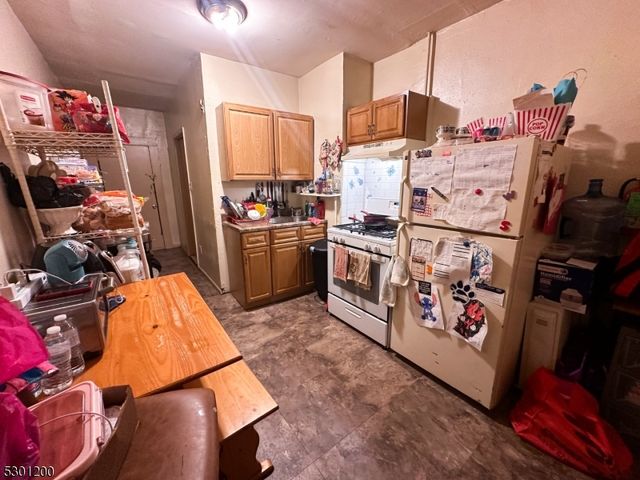 113 Lawrence St, Paterson City, NJ 07501