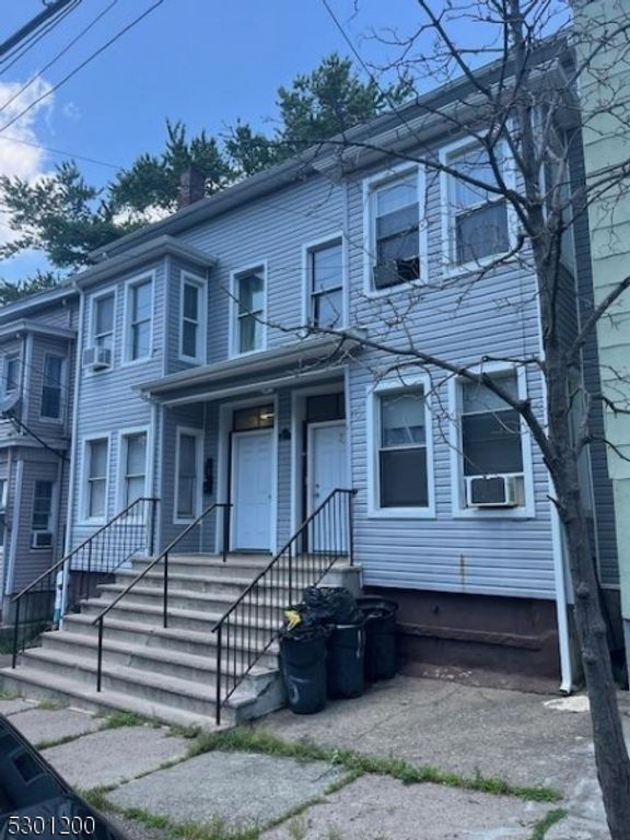 113 Lawrence St, Paterson City, NJ 07501