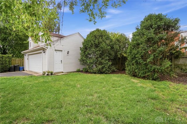 557 Hathaway Road, Oakwood, OH 45419