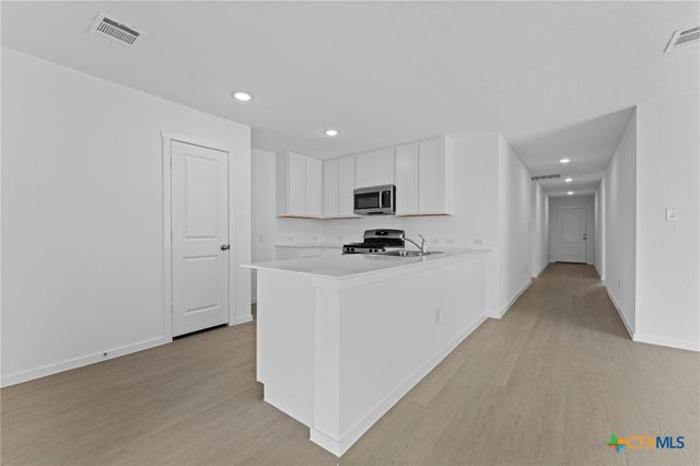 720 Horsetail Lane, New Braunfels, TX 78132