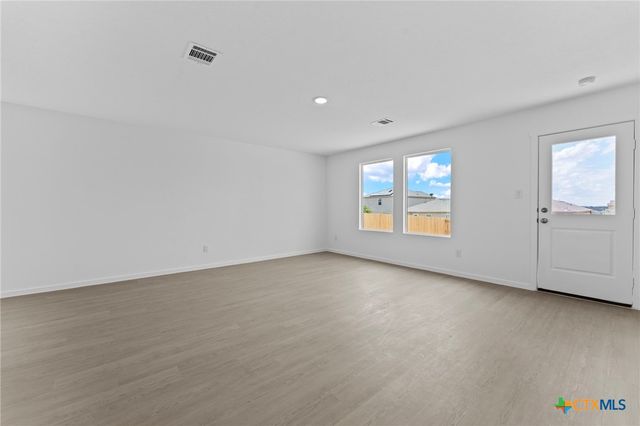 720 Horsetail Lane, New Braunfels, TX 78132