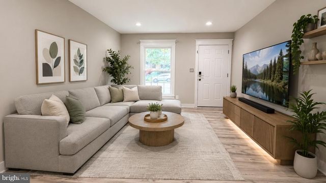 304 ALBANY ST, Fredericksburg, VA 22407