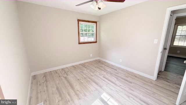 304 ALBANY ST, Fredericksburg, VA 22407