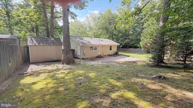 304 ALBANY ST, Fredericksburg, VA 22407