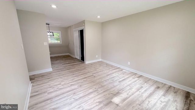 304 ALBANY ST, Fredericksburg, VA 22407