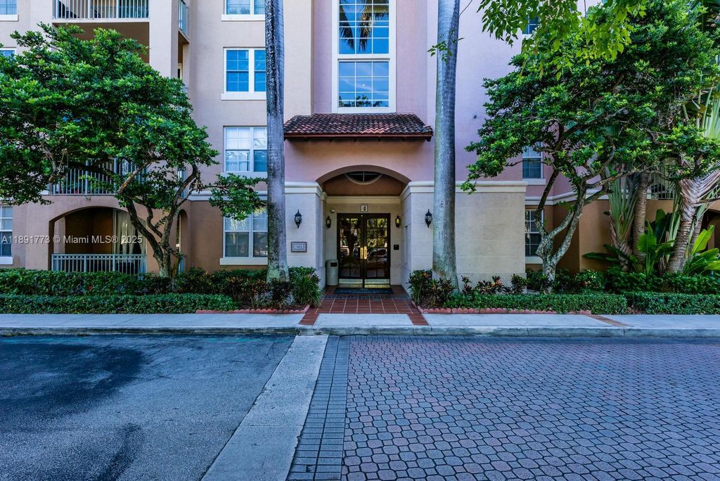 19801 E Country Club Dr 4501, Aventura, FL 33180