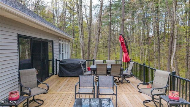 652 Bruno Road, Clifton Park, NY 12065