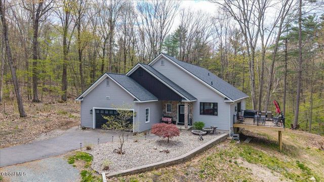 652 Bruno Road, Clifton Park, NY 12065
