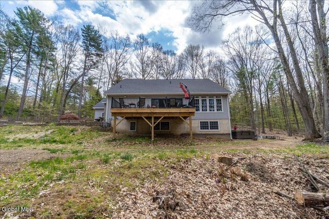 652 Bruno Road, Clifton Park, NY 12065