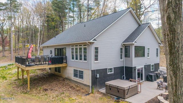 652 Bruno Road, Clifton Park, NY 12065