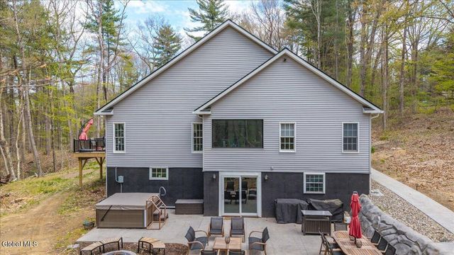652 Bruno Road, Clifton Park, NY 12065