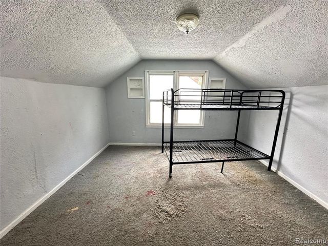 8084 Artesian Street, Detroit, MI 48228