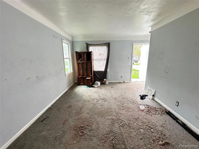 8084 Artesian Street, Detroit, MI 48228