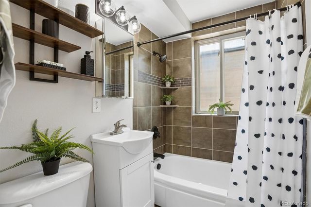 271 N Grant Street 202, Denver, CO 80203