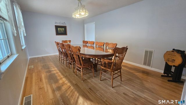 47 South Street, Plymouth, CT 06782