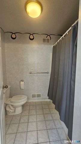 47 South Street, Plymouth, CT 06782