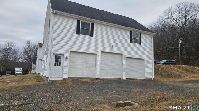 47 South Street, Plymouth, CT 06782