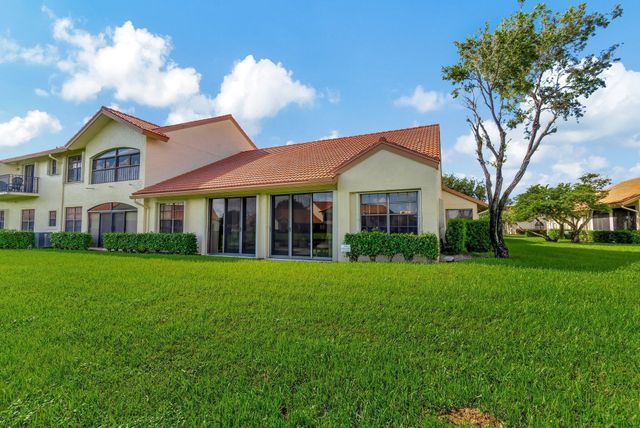 8308 Waterline Drive 102, Boynton Beach, FL 33472