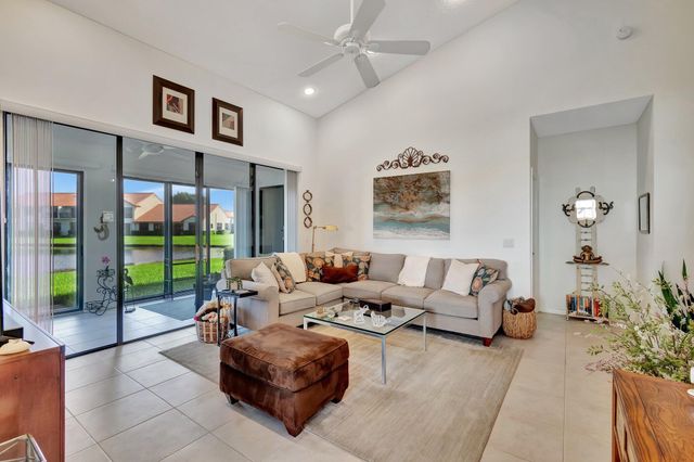 8308 Waterline Drive 102, Boynton Beach, FL 33472