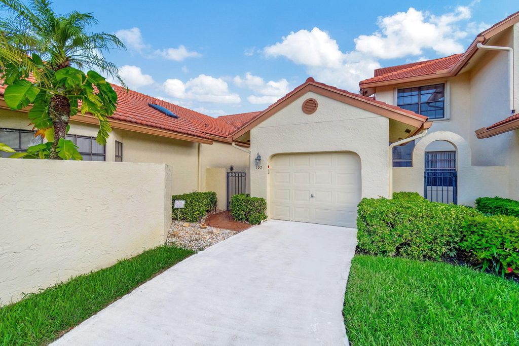 8308 Waterline Drive 102, Boynton Beach, FL 33472