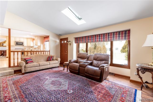 19 Bramblewood Lane, Amherst, NY 14051