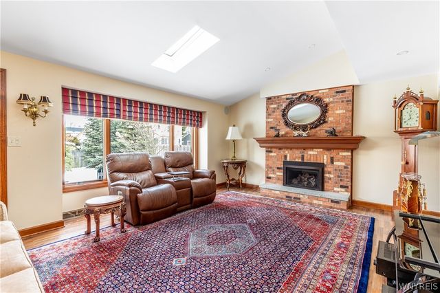 19 Bramblewood Lane, Amherst, NY 14051