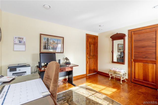 19 Bramblewood Lane, Amherst, NY 14051