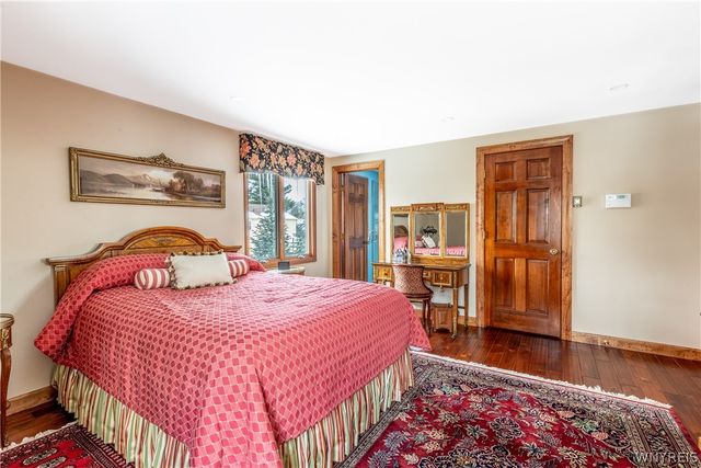 19 Bramblewood Lane, Amherst, NY 14051