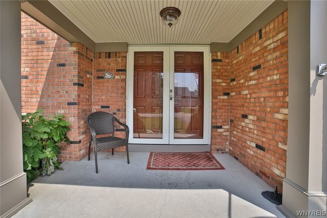 19 Bramblewood Lane, Amherst, NY 14051