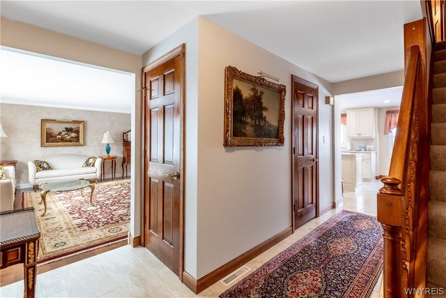 19 Bramblewood Lane, Amherst, NY 14051