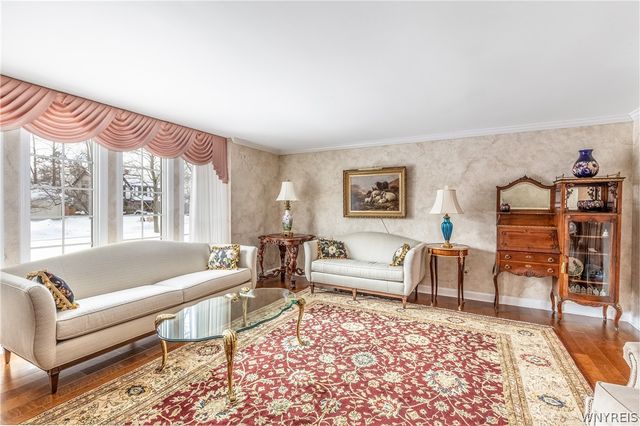 19 Bramblewood Lane, Amherst, NY 14051