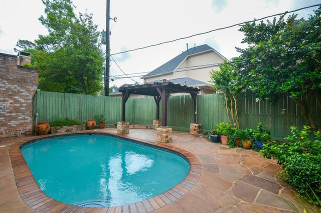 10843 Pepper Lane, Houston, TX 77079