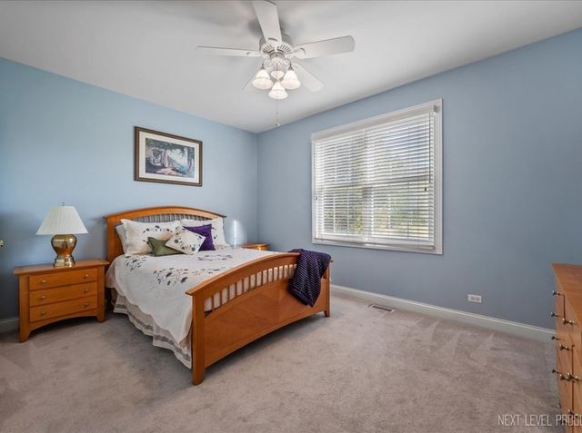 7N919 Cloverfield Road, St. Charles, IL 60175