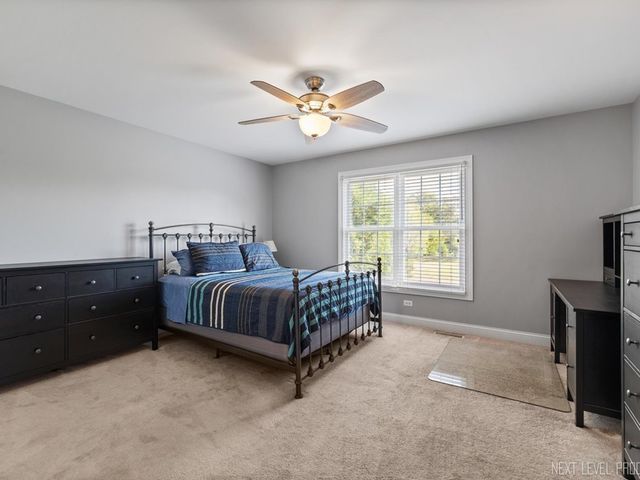 7N919 Cloverfield Road, St. Charles, IL 60175