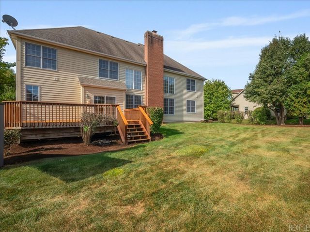 7N919 Cloverfield Road, St. Charles, IL 60175