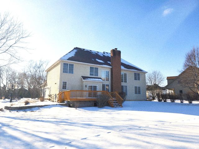 7N919 Cloverfield Road, St. Charles, IL 60175