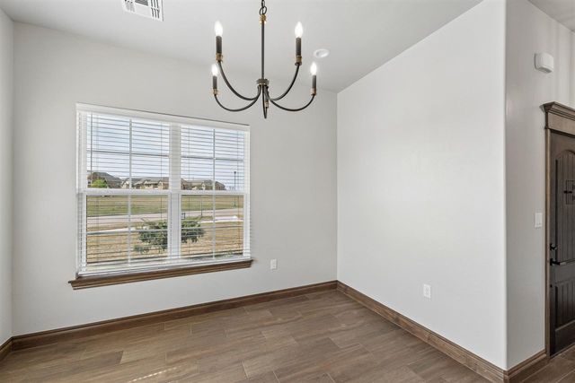 1113 NW St James Place, Lawton, OK 73505