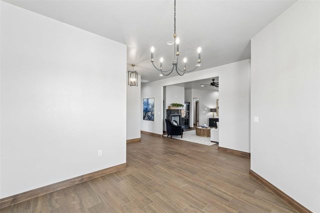 1113 NW St James Place, Lawton, OK 73505