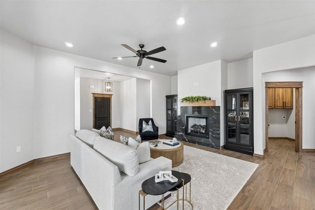 1113 NW St James Place, Lawton, OK 73505