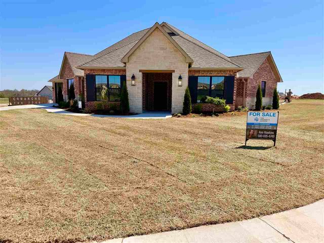 1113 NW St James Place, Lawton, OK 73505