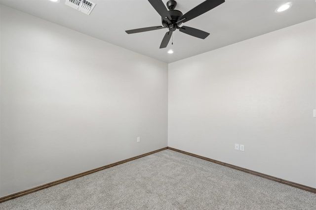 1113 NW St James Place, Lawton, OK 73505