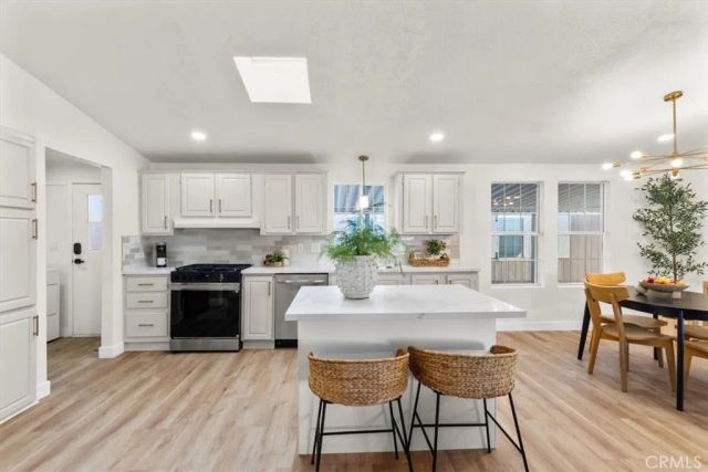 9080 Bloomfield 31, Cypress, CA 90630