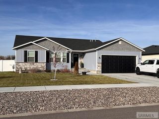 2215 Coopers Way, Blackfoot, ID 83221