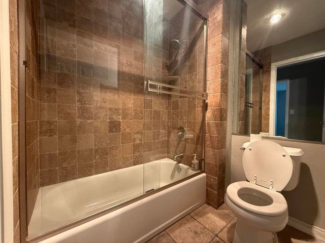 9860 Dale Ave B9, Spring Valley, CA 91977